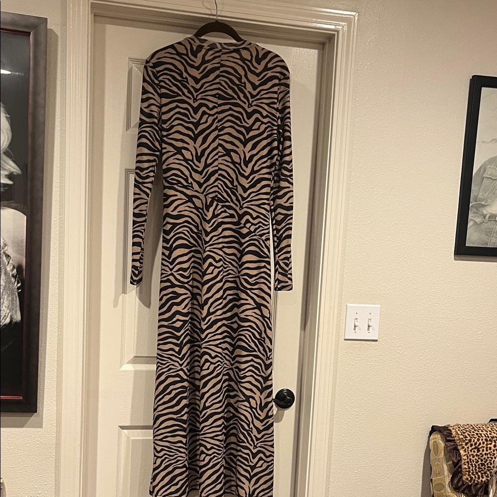 Bardot Long Sleeve Zebra-Print Midi Dress in Beige and Black - Picture 3 of 3